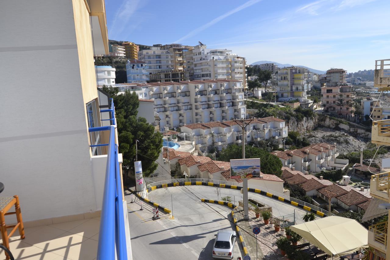Noah Apartaments Sarande Bagian luar foto