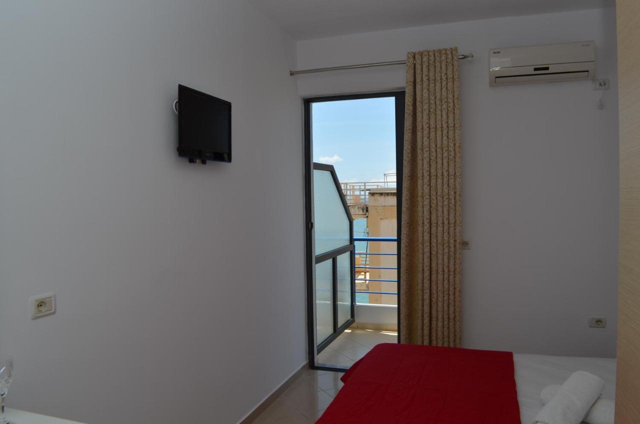 Noah Apartaments Sarande Bagian luar foto
